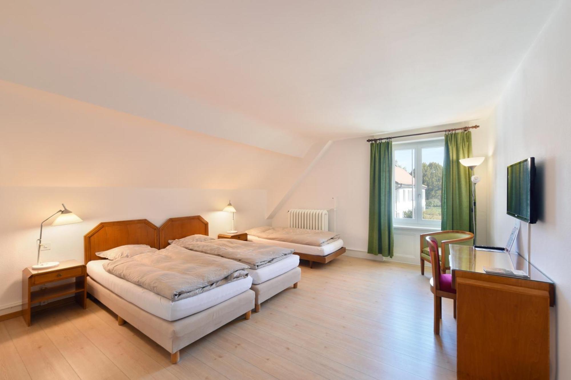 Hôtel de l'Aigle Couvet Habitación foto