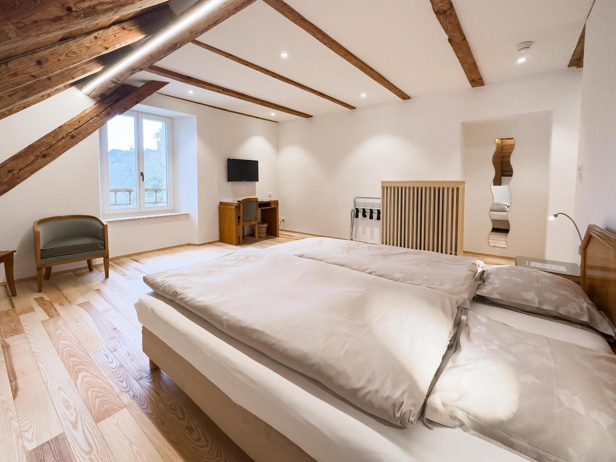 Hôtel de l'Aigle Couvet Habitación foto
