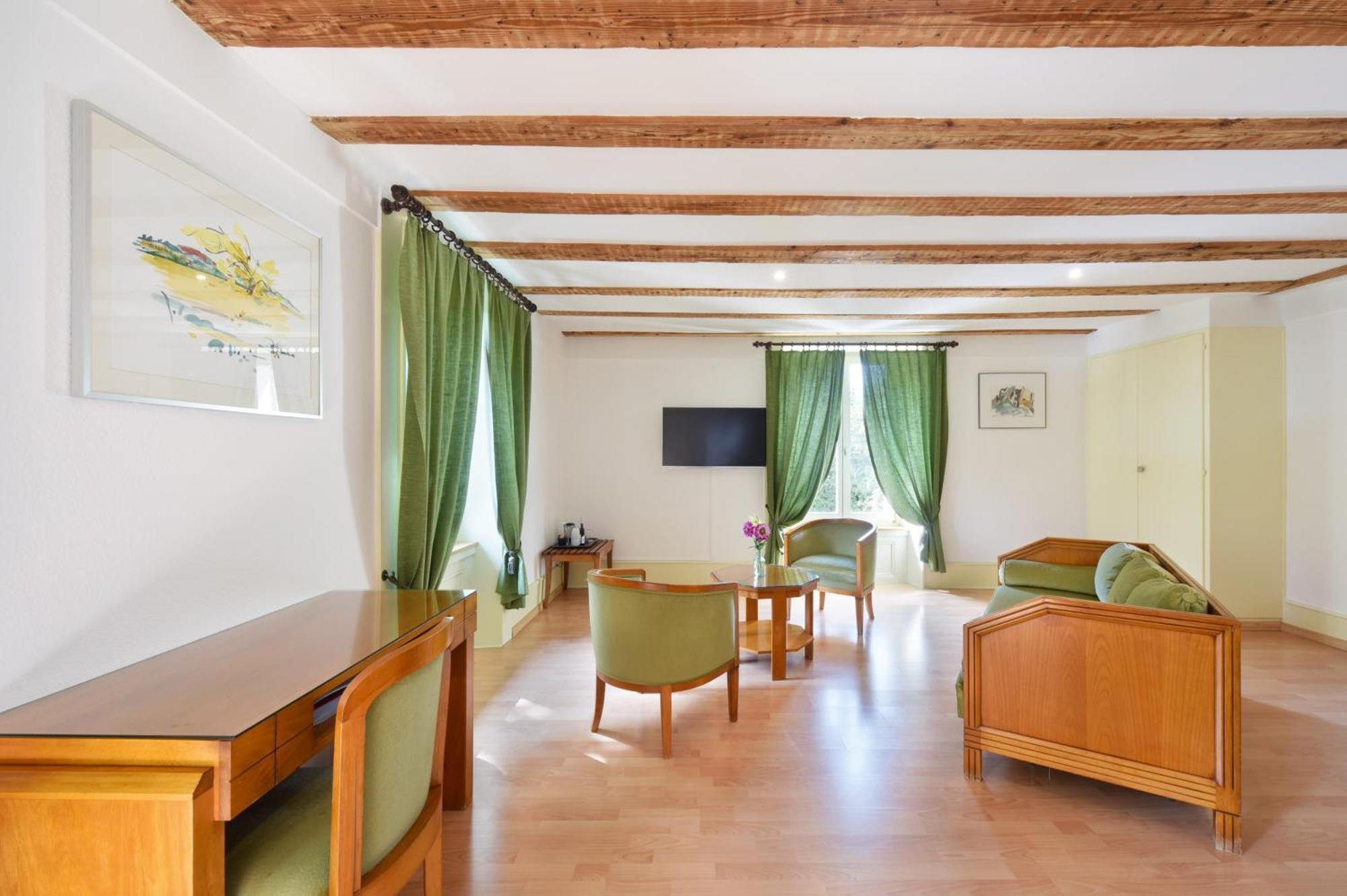 Hôtel de l'Aigle Couvet Habitación foto