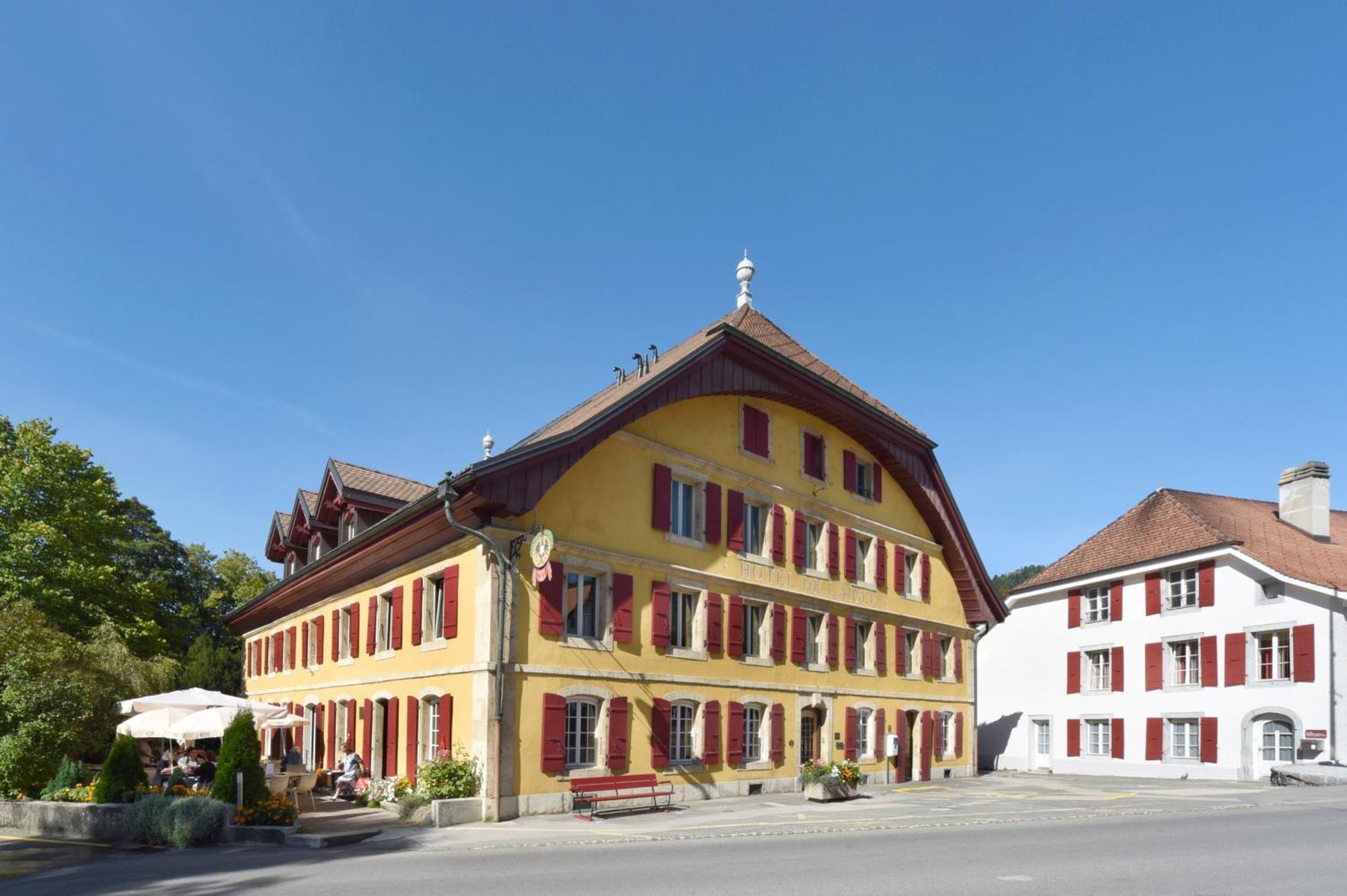 Hôtel de l'Aigle Couvet Exterior foto