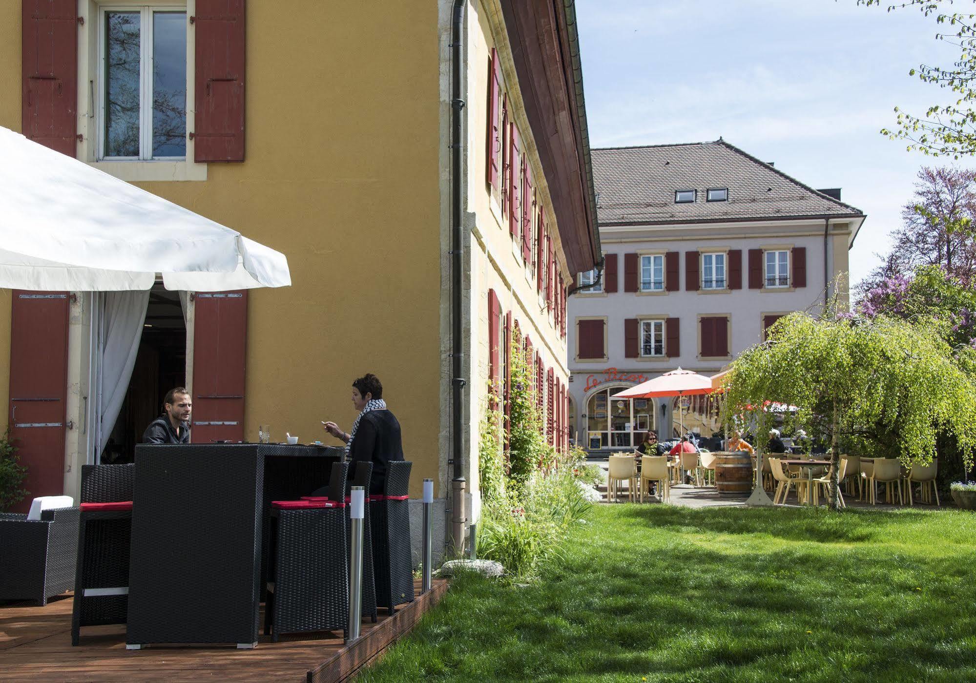 Hôtel de l'Aigle Couvet Exterior foto